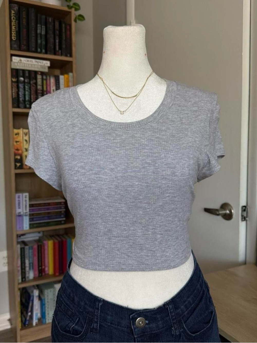 aerie grey crop top with open back